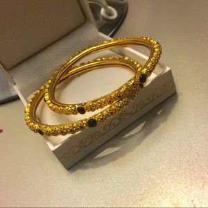 Gold color aartificial bangles